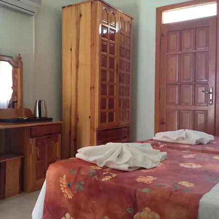 Dalyan Yunus מלון 3*